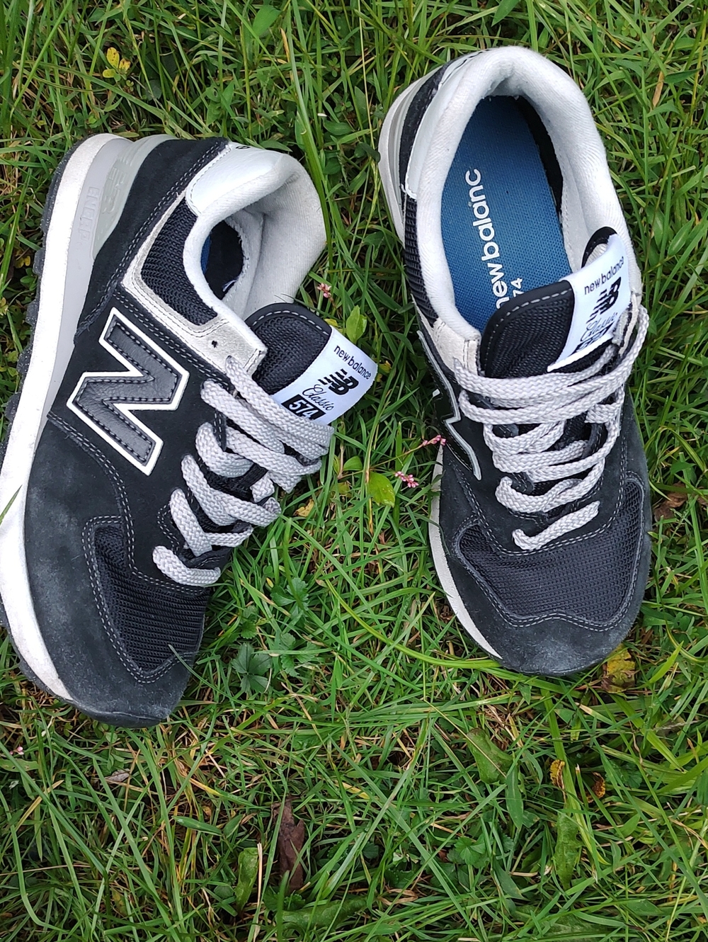 New Balance 574 Black White Men's 6 Women's 7.5 WL574EVB